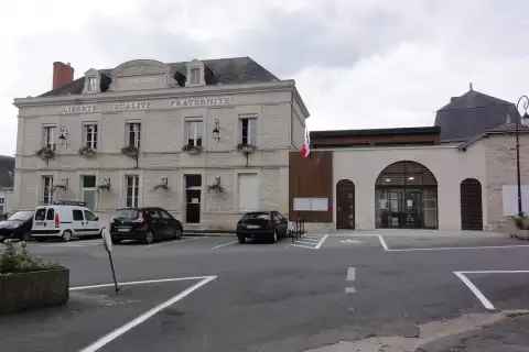 Naintré (Vienne, France) - la mairie