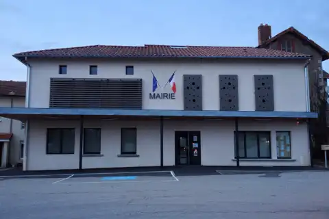 La mairie de Meilhac