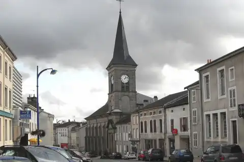 L'église Sainte-Marie-Madeleine à Darney