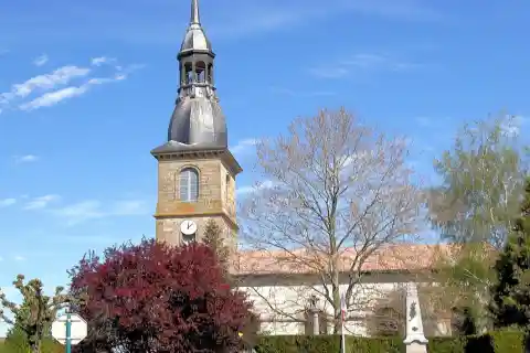 L'église Saint-Martin de Saulxures-lès-Bulgnéville, côté sud