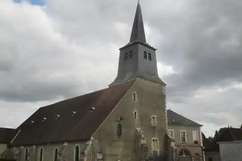 Vue de l'église de Cerisiers