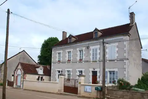 Fouronnes (Yonne, France) , mairie