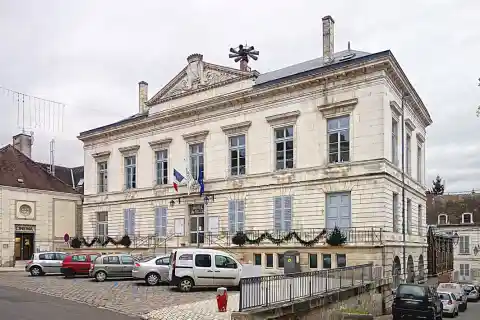L'hôtel de ville de Tonnerre