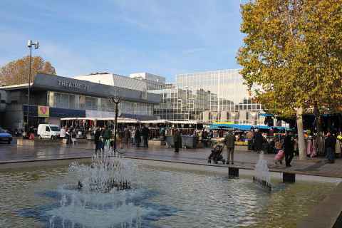 Place du 11 Novembre, Malakoff, Hauts-de-Seine, France