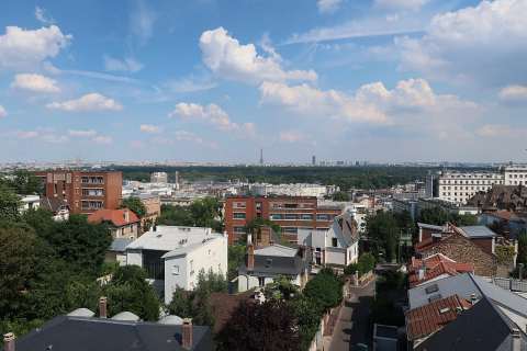 Paris vu de Suresnes (Hauts-de-Seine), depuis la terrasse du Fécheray