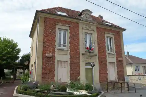 Mairie de Menucourt